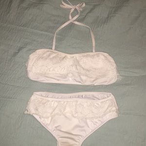 ⚪️white lace/fringe bikini⚪️